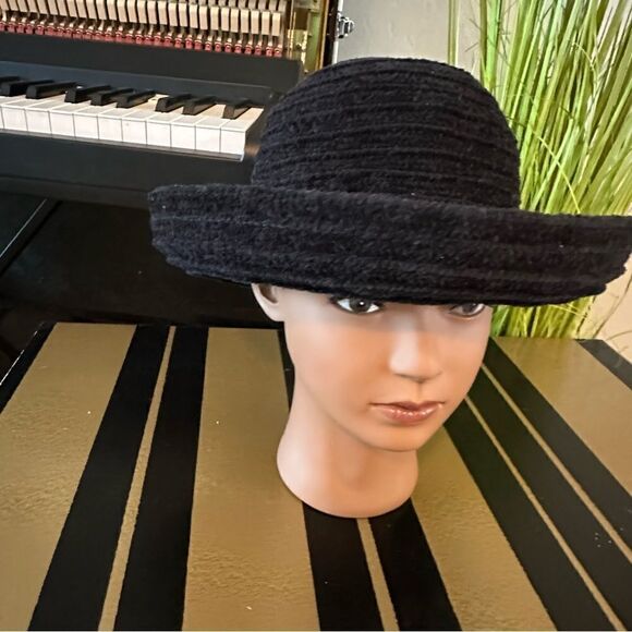 Vintageāchenille rolled brim hat super soft black - Picture 7 of 10